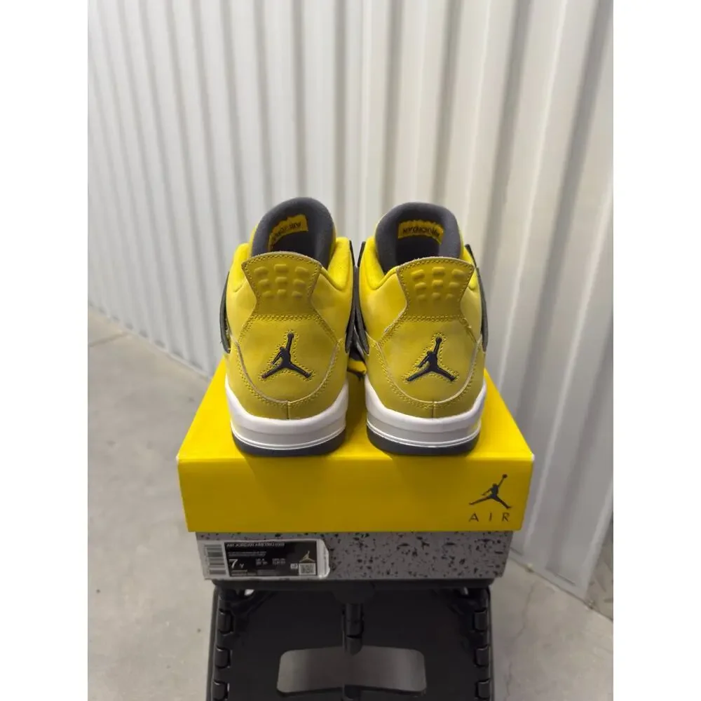 Jordan size 7y
